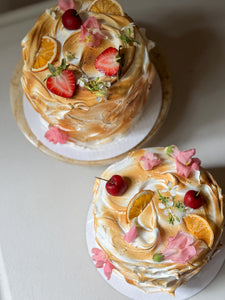 Olive oil meringue cake