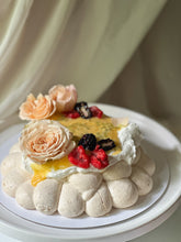 Load image into Gallery viewer, Passion fruit pavlova
