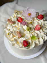 Load image into Gallery viewer, Squiggle cake
